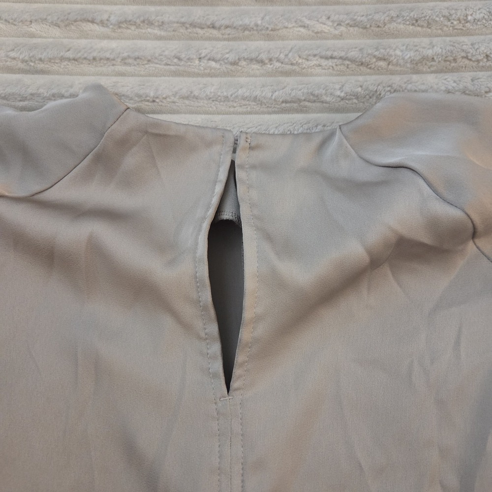 H&M Womens M Beige Solid Woven Polyester Button Front Raglan Sleeve Blouse - Picture 9 of 13